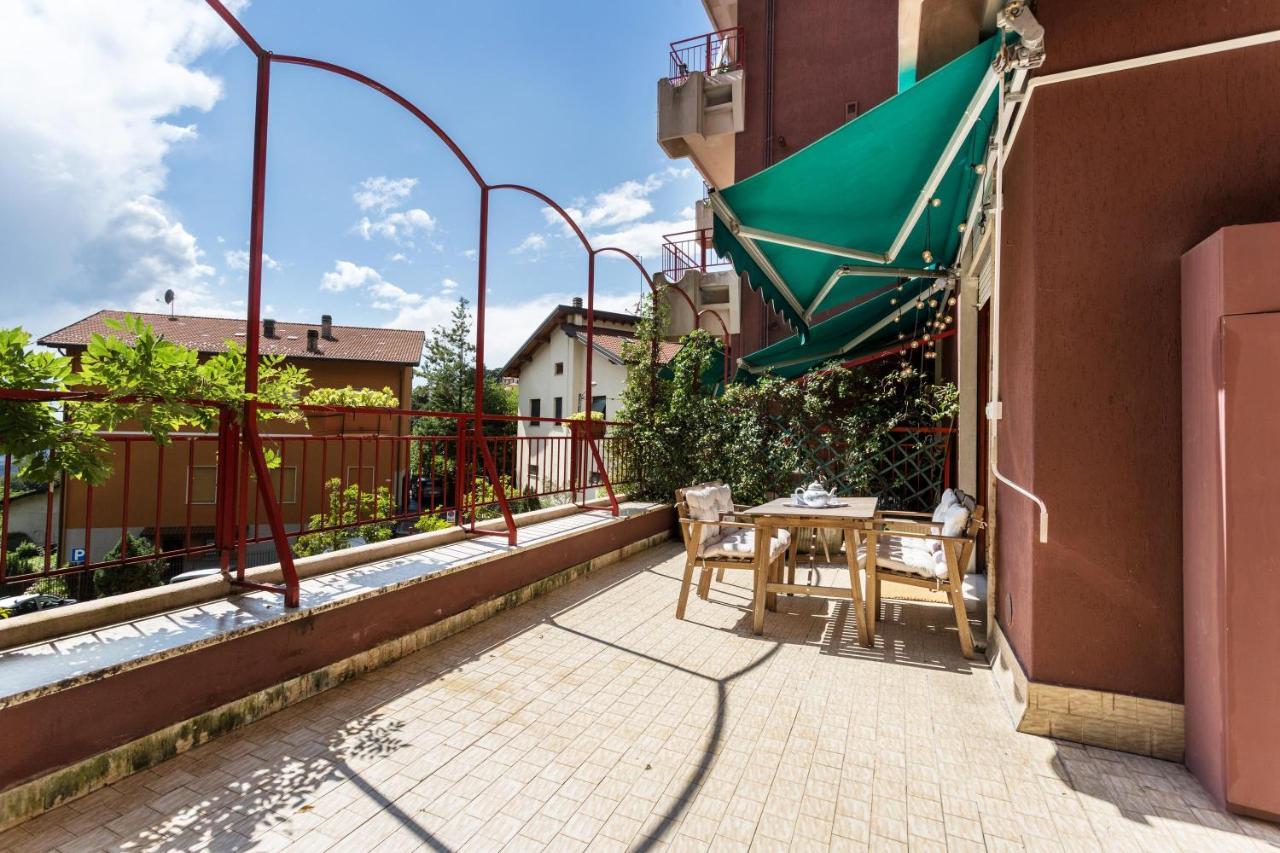 La Terrazza Apartamento Brunate Exterior foto